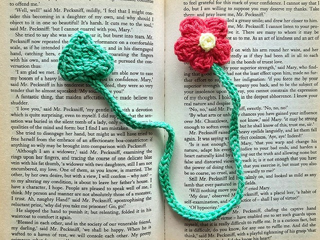 Crochet Forget Me Not & leaf bookmark red